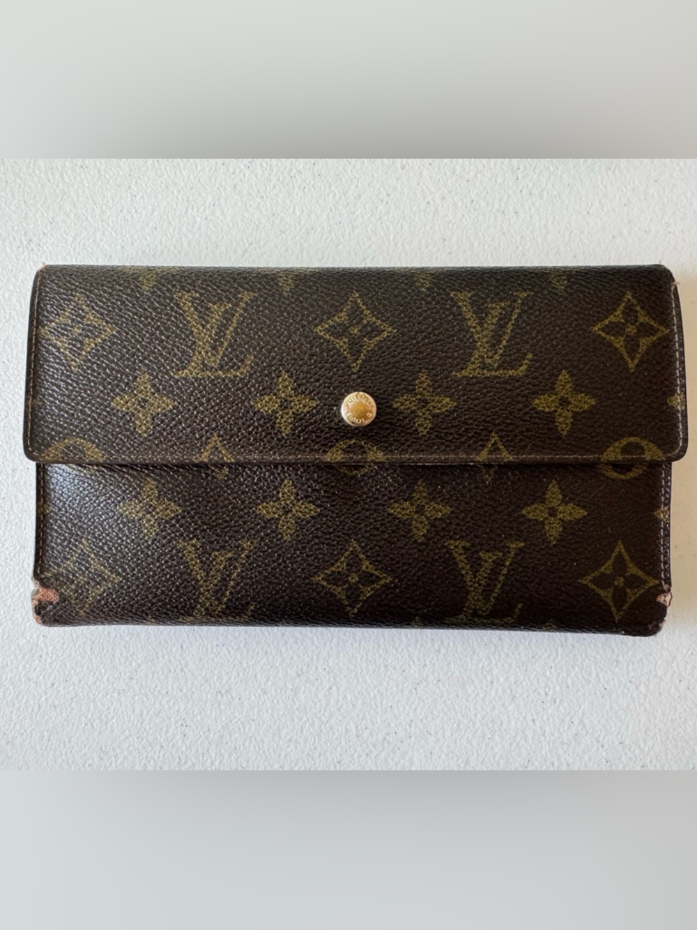 Louis Vuitton Monogram Trifold Wallet Authentic